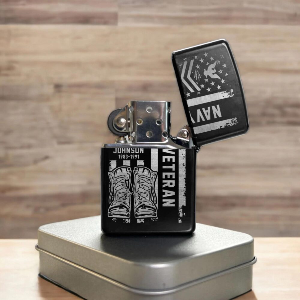 US Navy, E 8 Gold - Engraved Lighter - Image 3