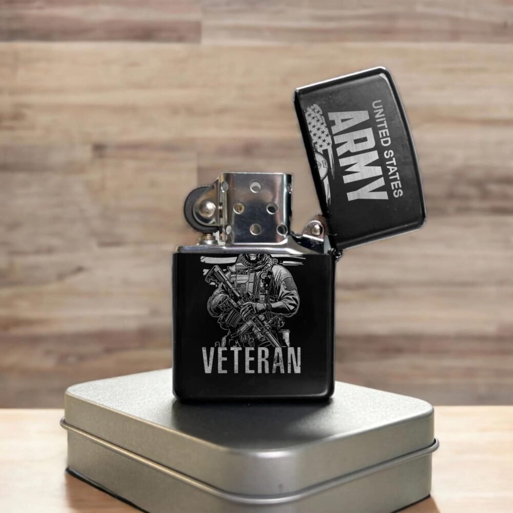 US Army, E 5 Army Sergeant - Engraved Lighter - Image 3