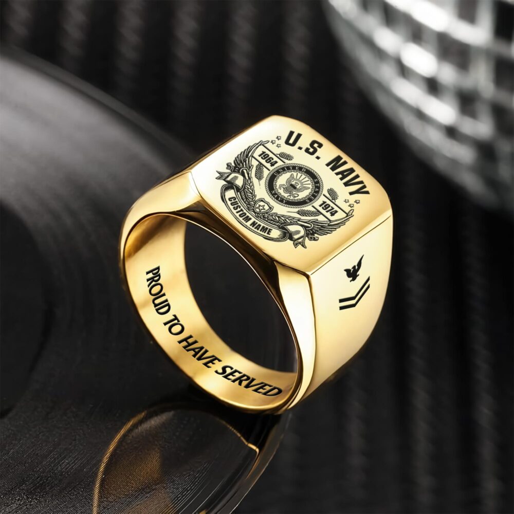 US Navy, E 4 Red - Engraved Men's Ring - Image 2