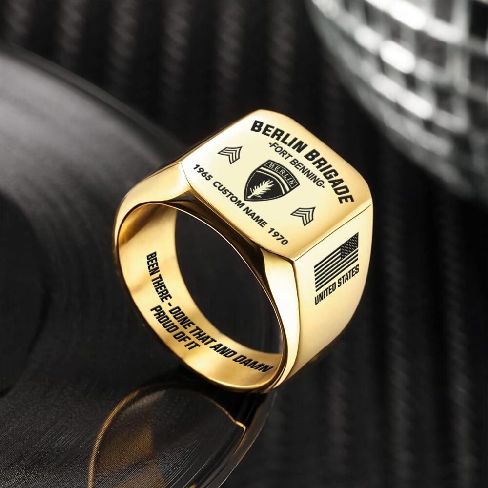 Army Division, E 5 Army Specialist - Engraved Men's Ring - Image 2