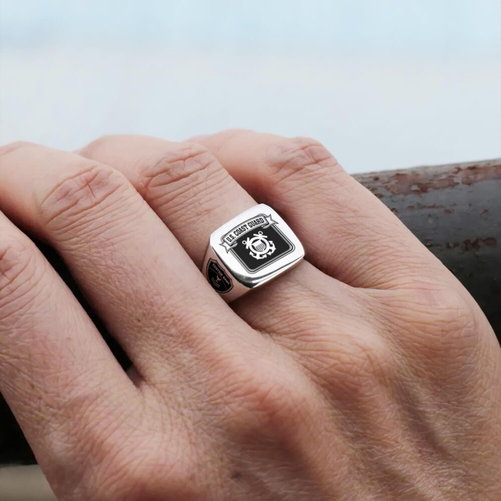 US Coast Guard, E 5 Gold - Engraved Men's Ring - Image 6