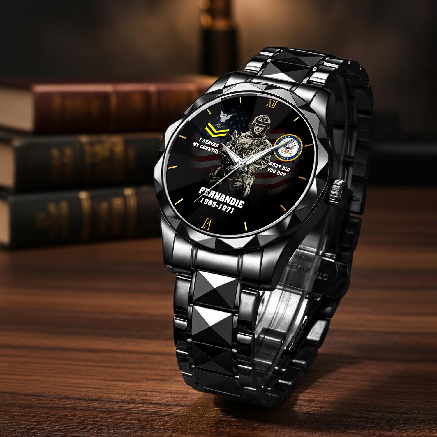 US Navy, E 7 Red - Diamond-Cut Bezel Watch - Image 3