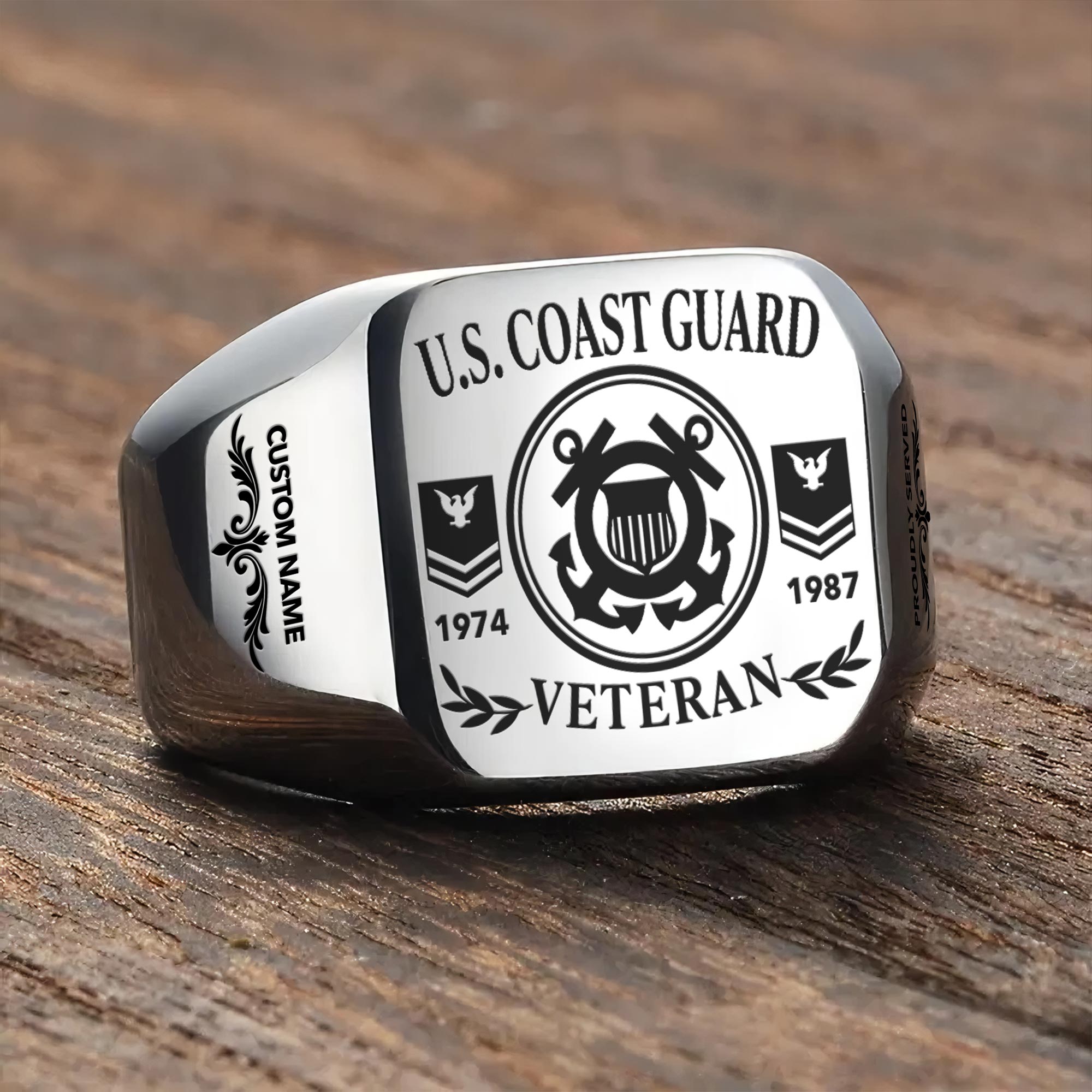 US Coast Guard, E 4 Gold - Engraved Men's Ring - Image 3
