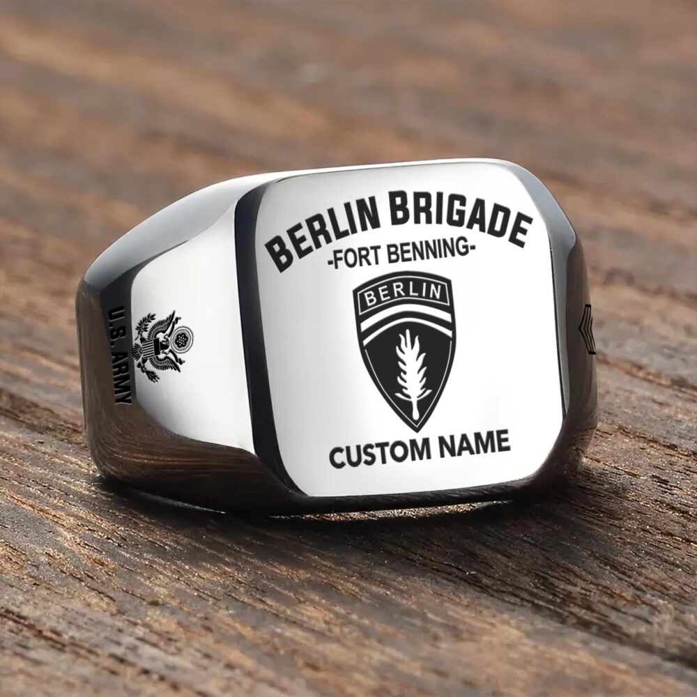 Army Division, Remember - Honor - Respect - Engraved Men's Ring - Image 3