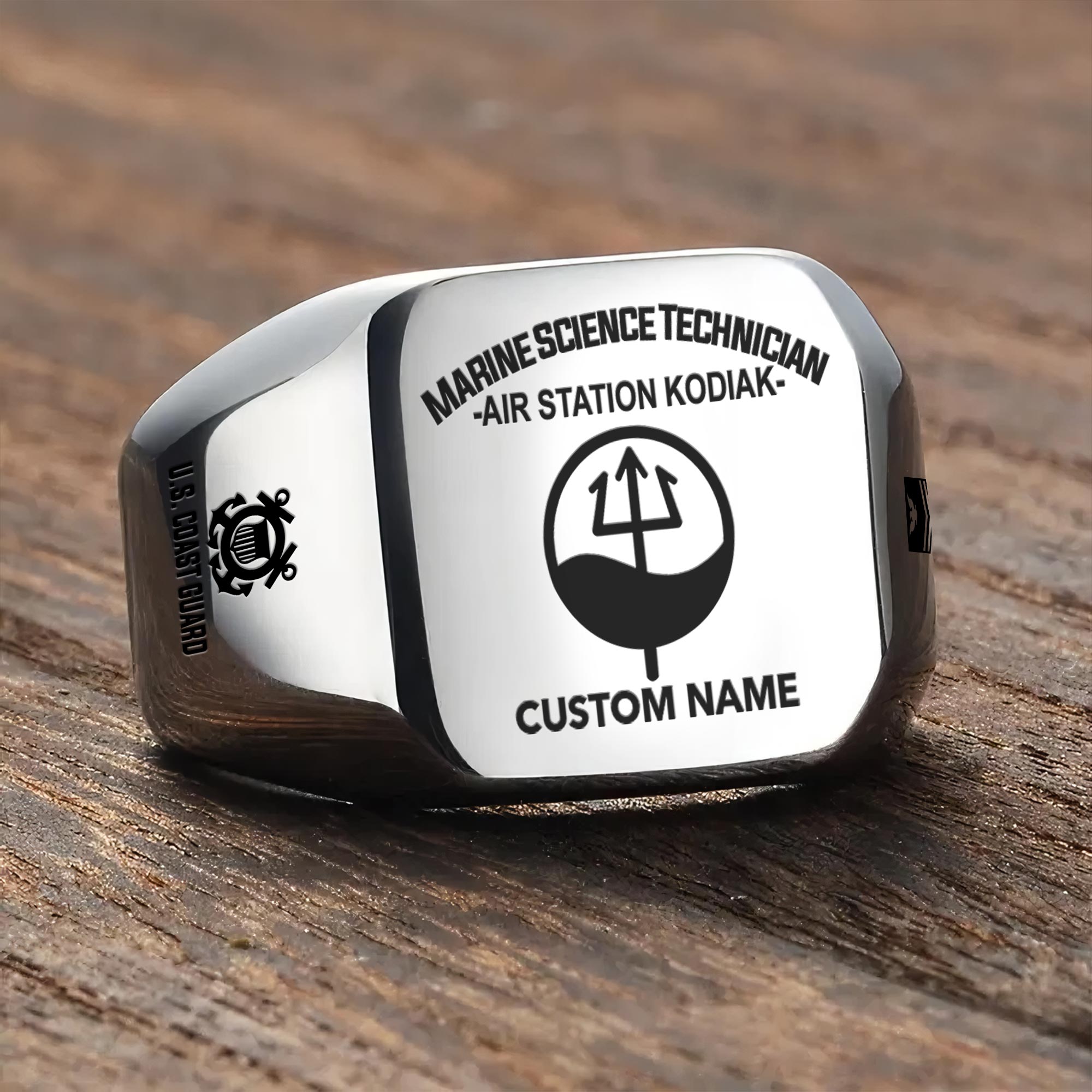 Coast Guard Rating, E 7 Gold - Engraved Men's Ring - Image 3