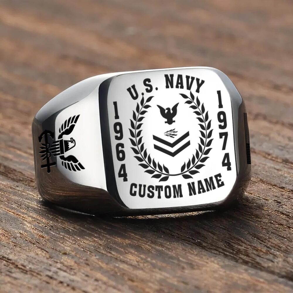 US Navy, E 3 Red - Engraved Men's Ring - Image 3