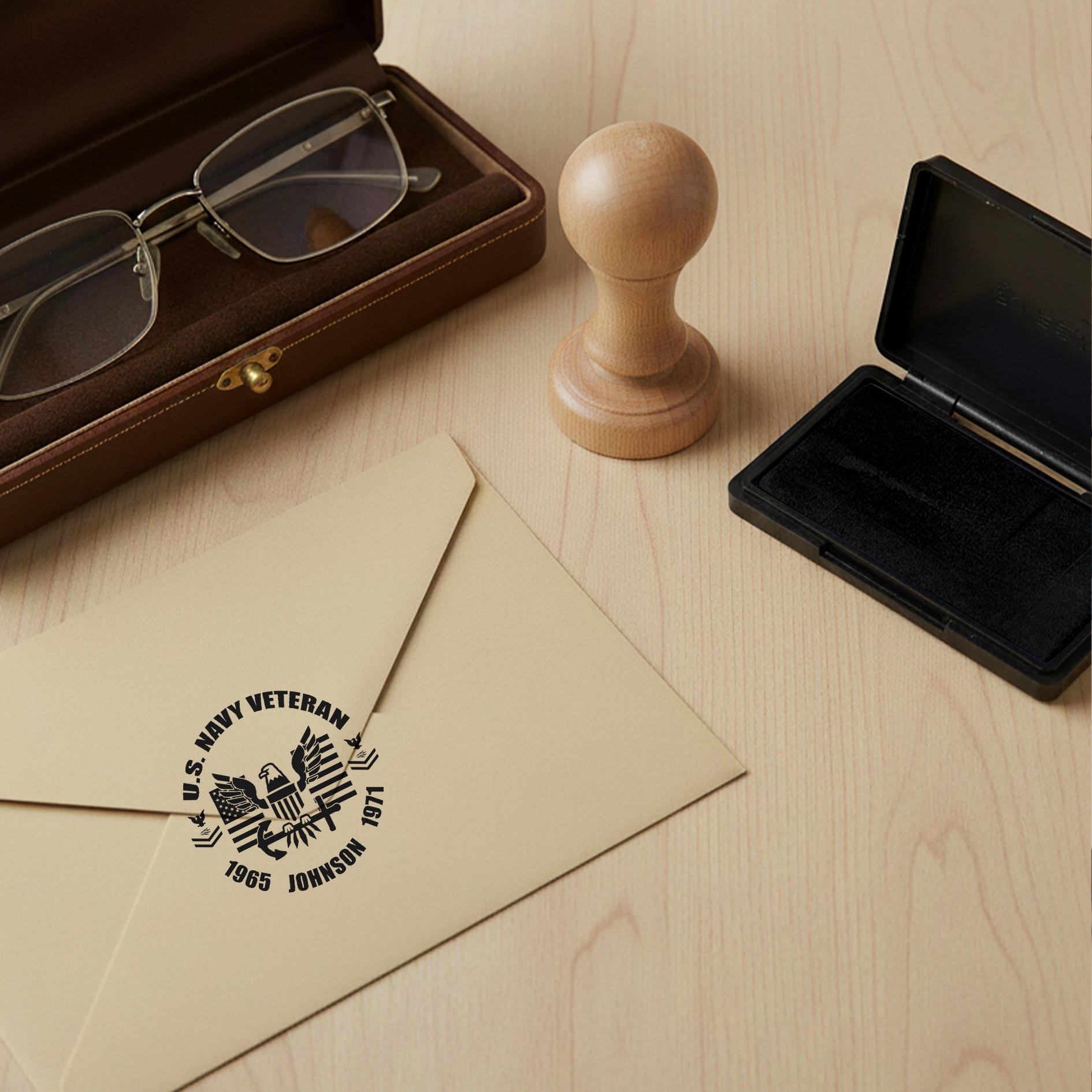 US Navy, Honor, Duty, Service - Personalized Military Round Wooden Stamp - Image 2