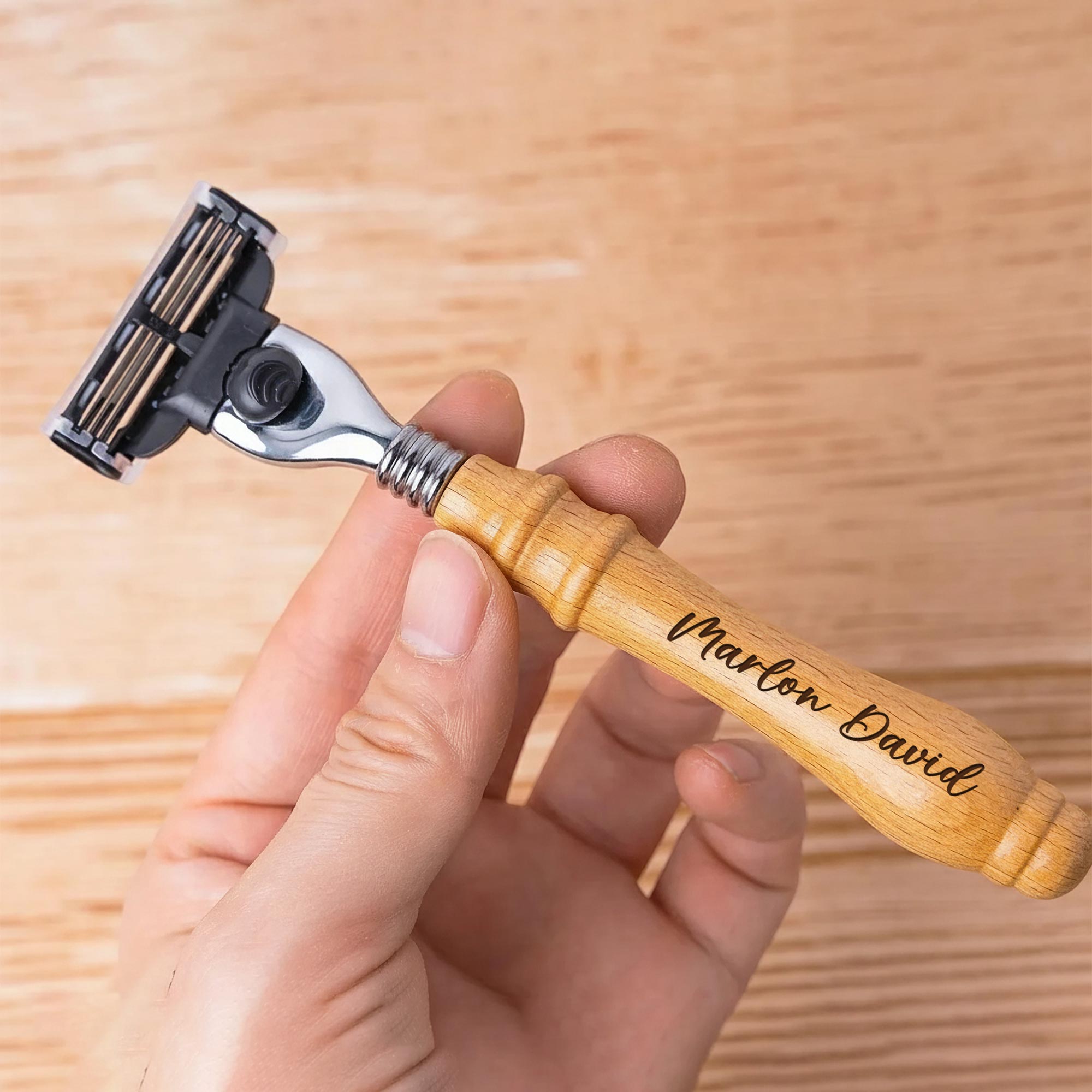 US Army, O 2 Army First Lieutenant - Military Shaving Kit - Image 3