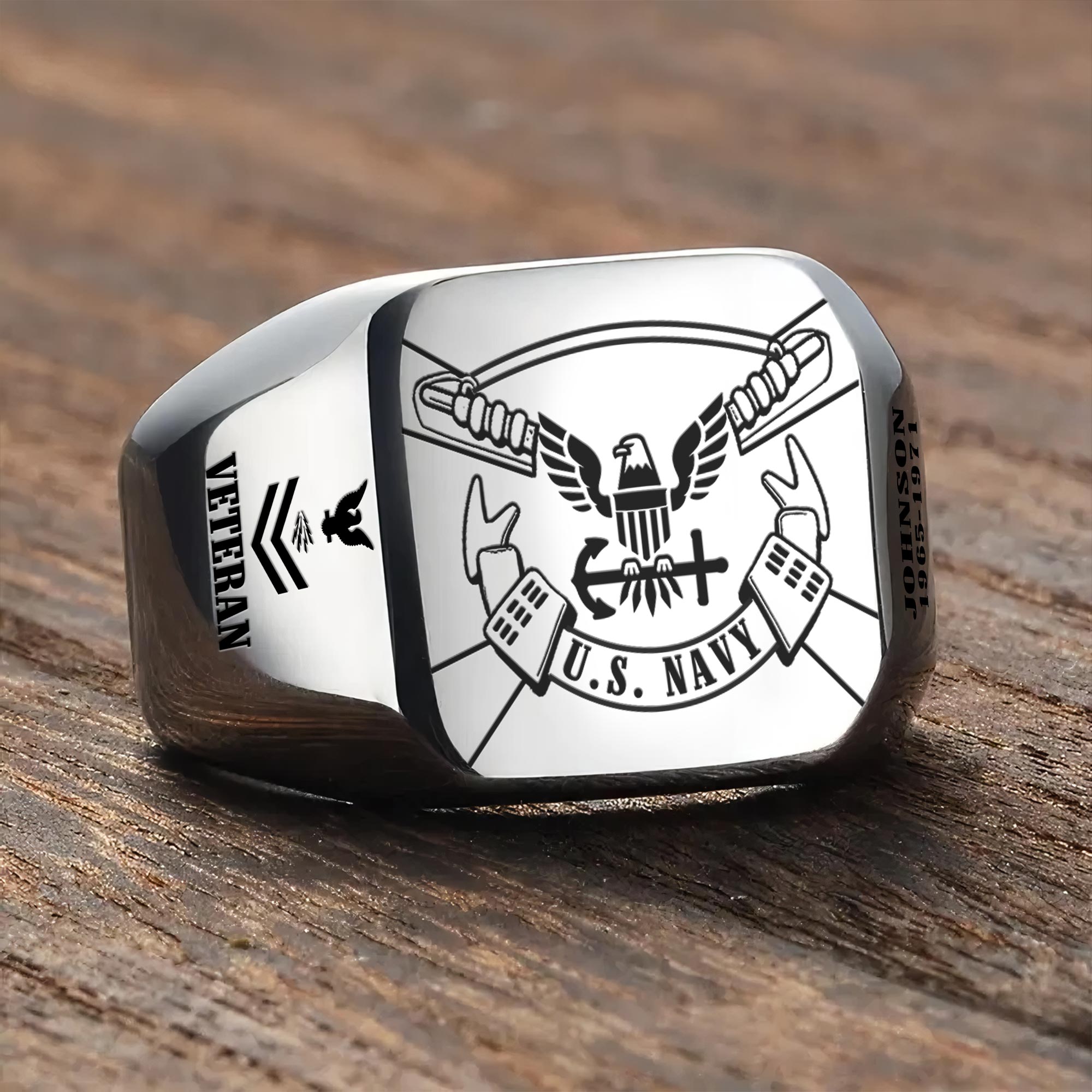 US Navy, Anchors Aweigh - Engraved Men's Ring - Image 3