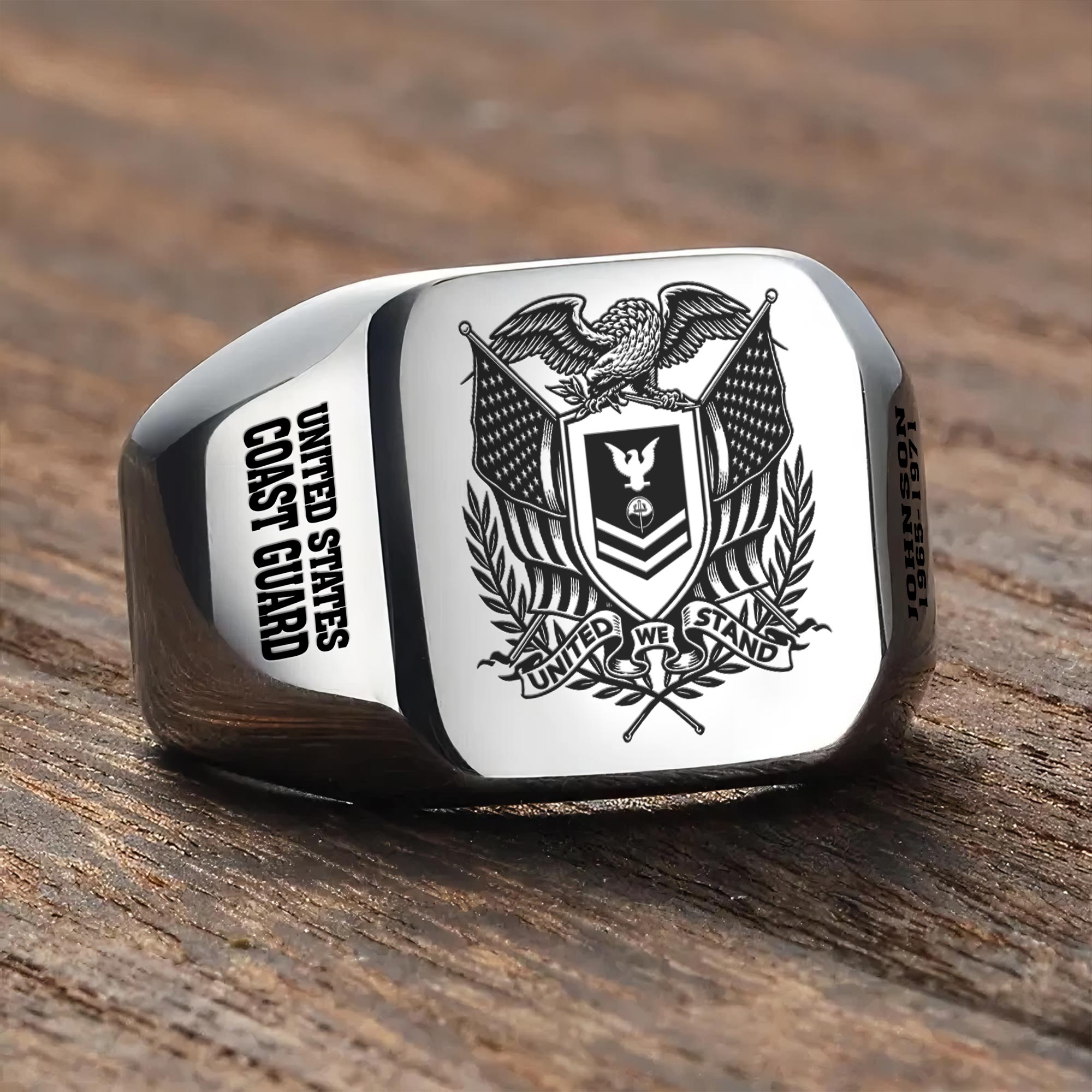 US Coast Guard, E 5 Gold - Engraved Men's Ring - Image 3
