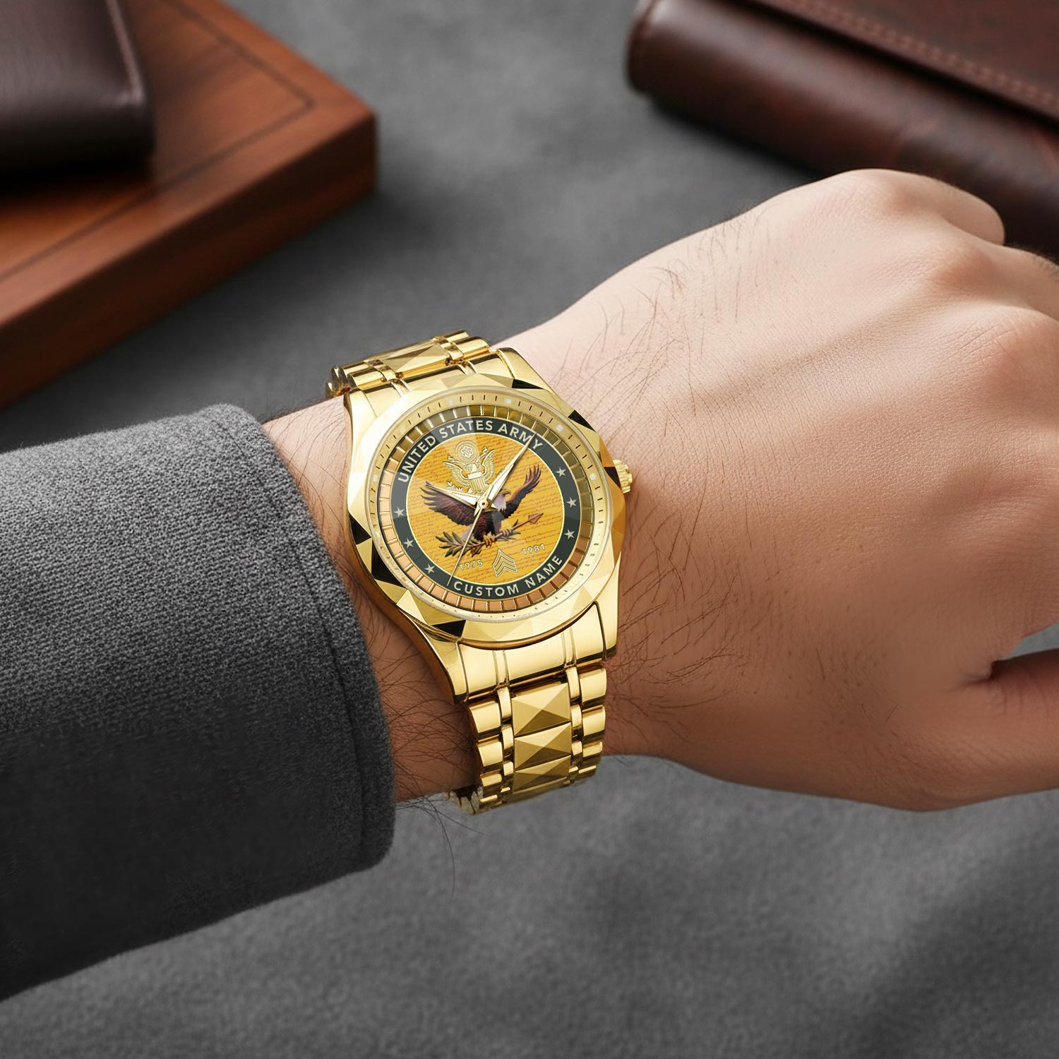 US Army, O 5 Army Lieutenant Colonel - Diamond-Cut Bezel Watch - Image 5