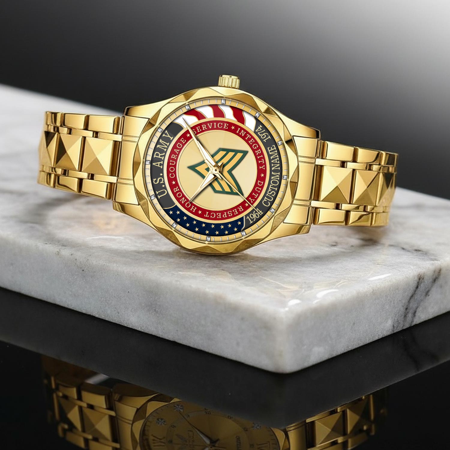 US Army, E 3 Army Private First Class - Diamond-Cut Bezel Watch - Image 2